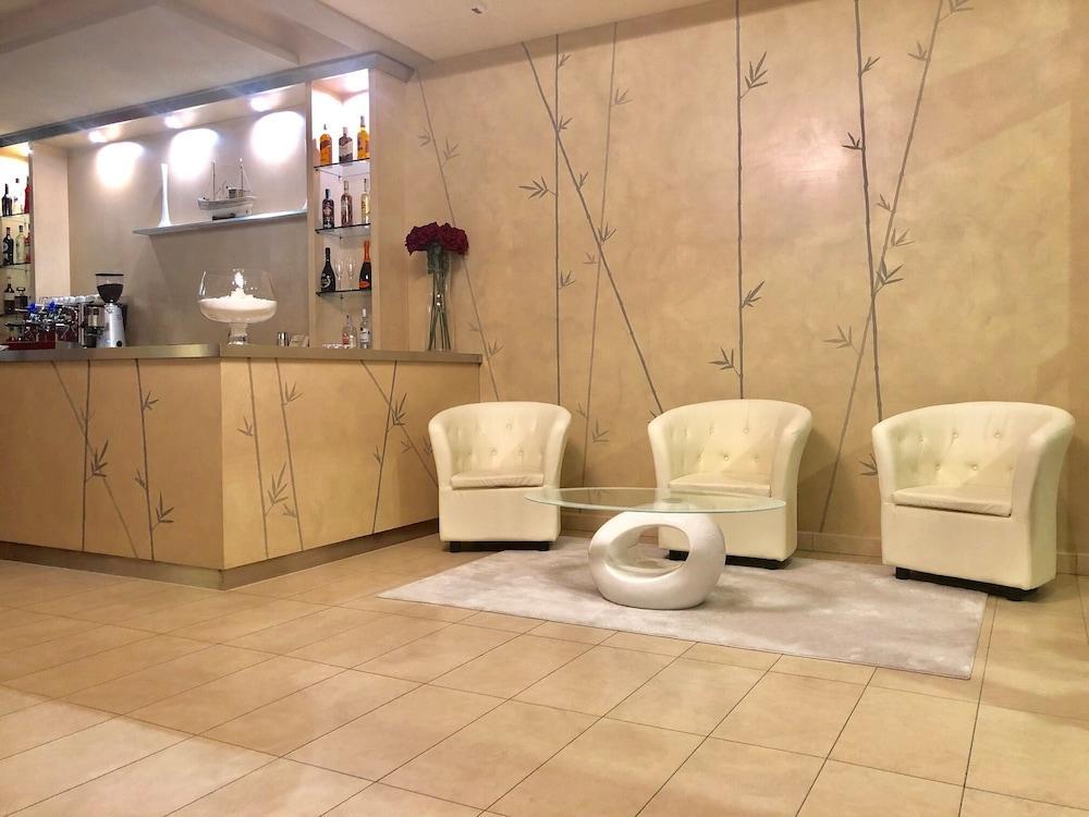 Hotel Cosmopol Cesenatico Kültér fotó
