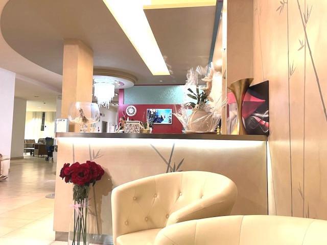 Hotel Cosmopol Cesenatico Kültér fotó