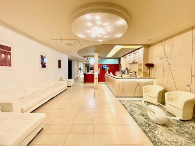 Hotel Cosmopol Cesenatico Kültér fotó