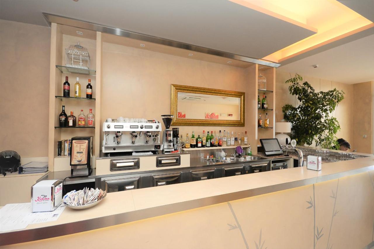 Hotel Cosmopol Cesenatico Kültér fotó